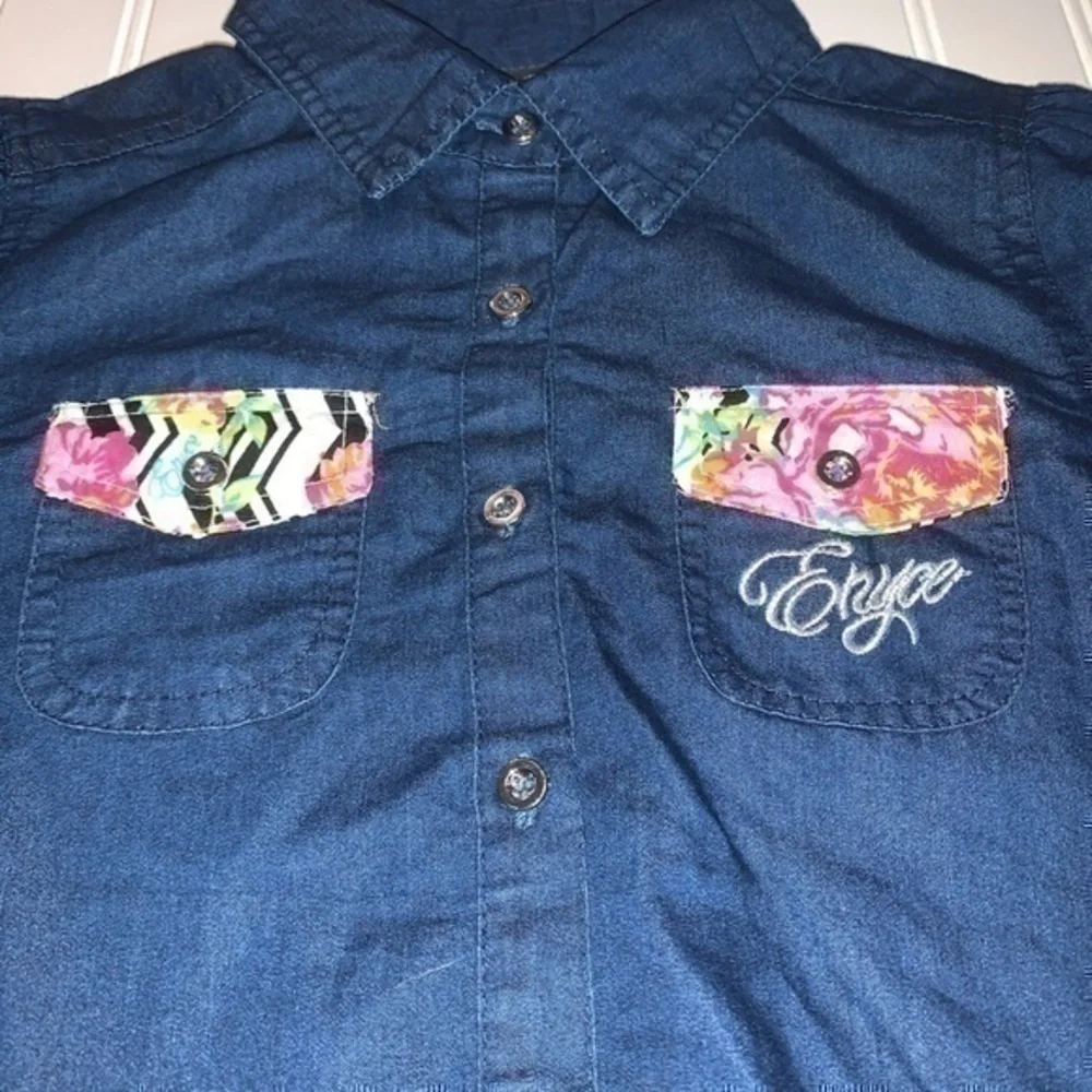 Enyce button down shirt